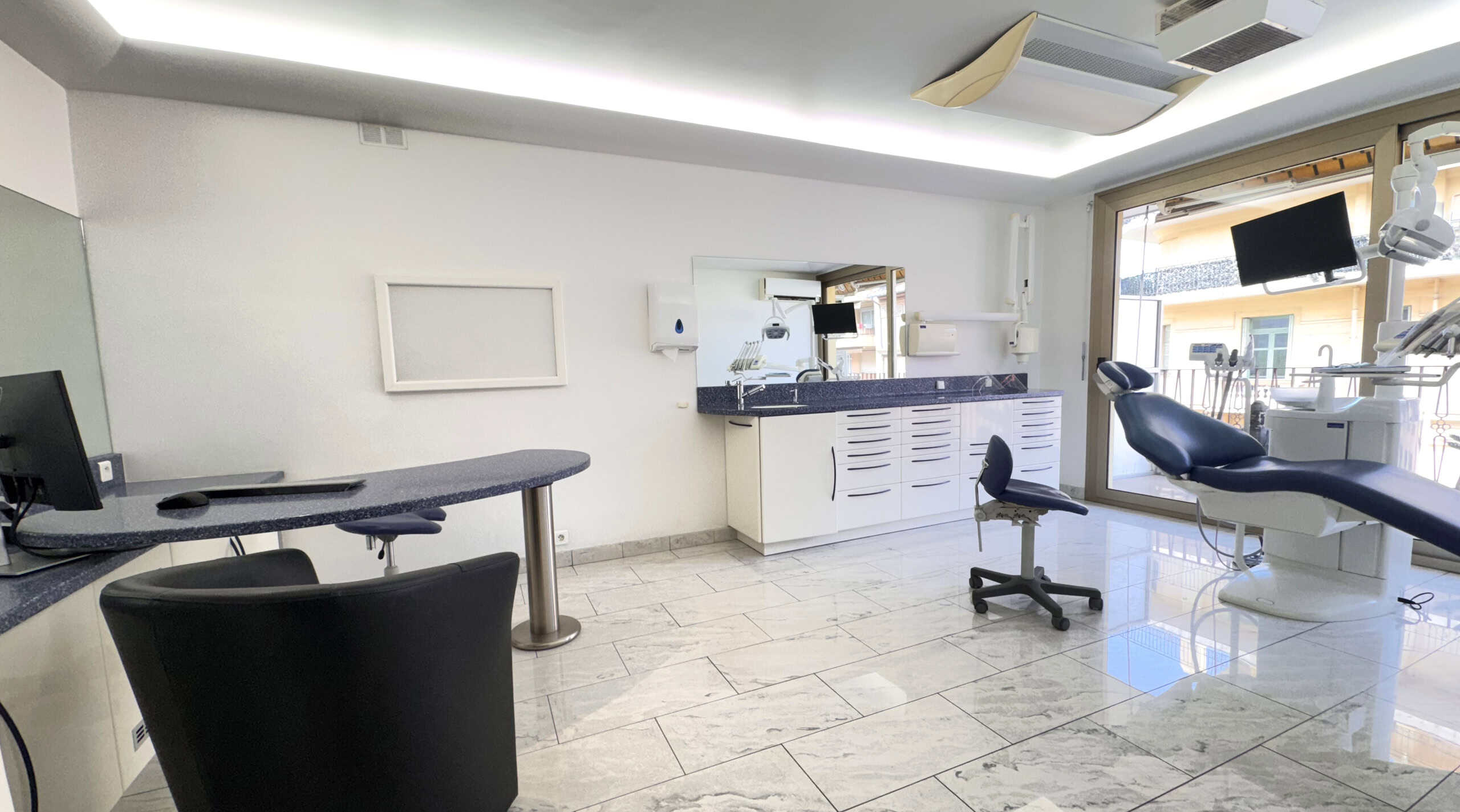 Cabinet-Dr-Helene-Peyre-Dentistes-Alcyon-Menton-Horizontales-PC-2560X1440-V1-1561