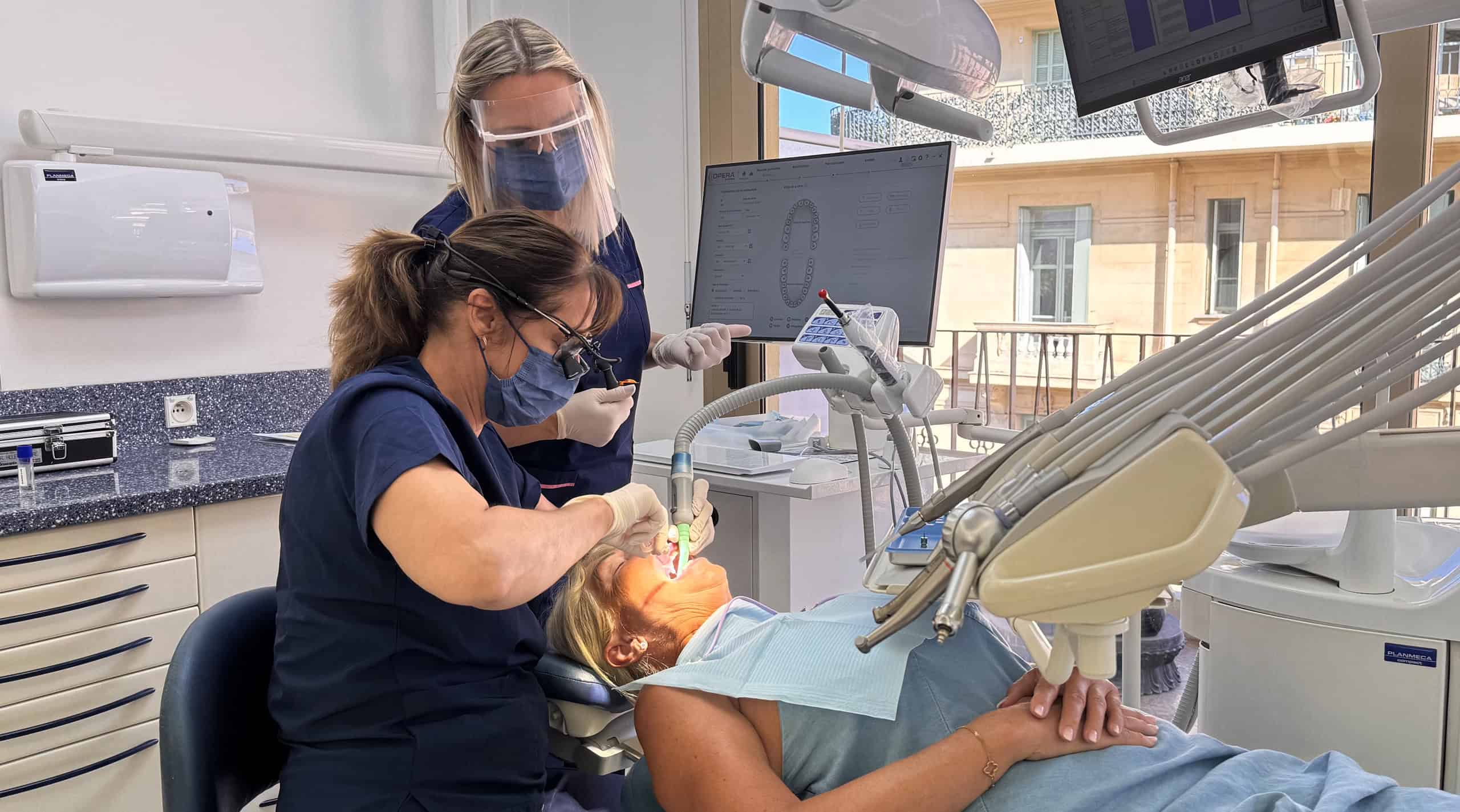 Cabinet-Dr-Helene-Peyre-Dentistes-Alcyon-Menton-Horizontales-PC-2560X1440-V6-1590