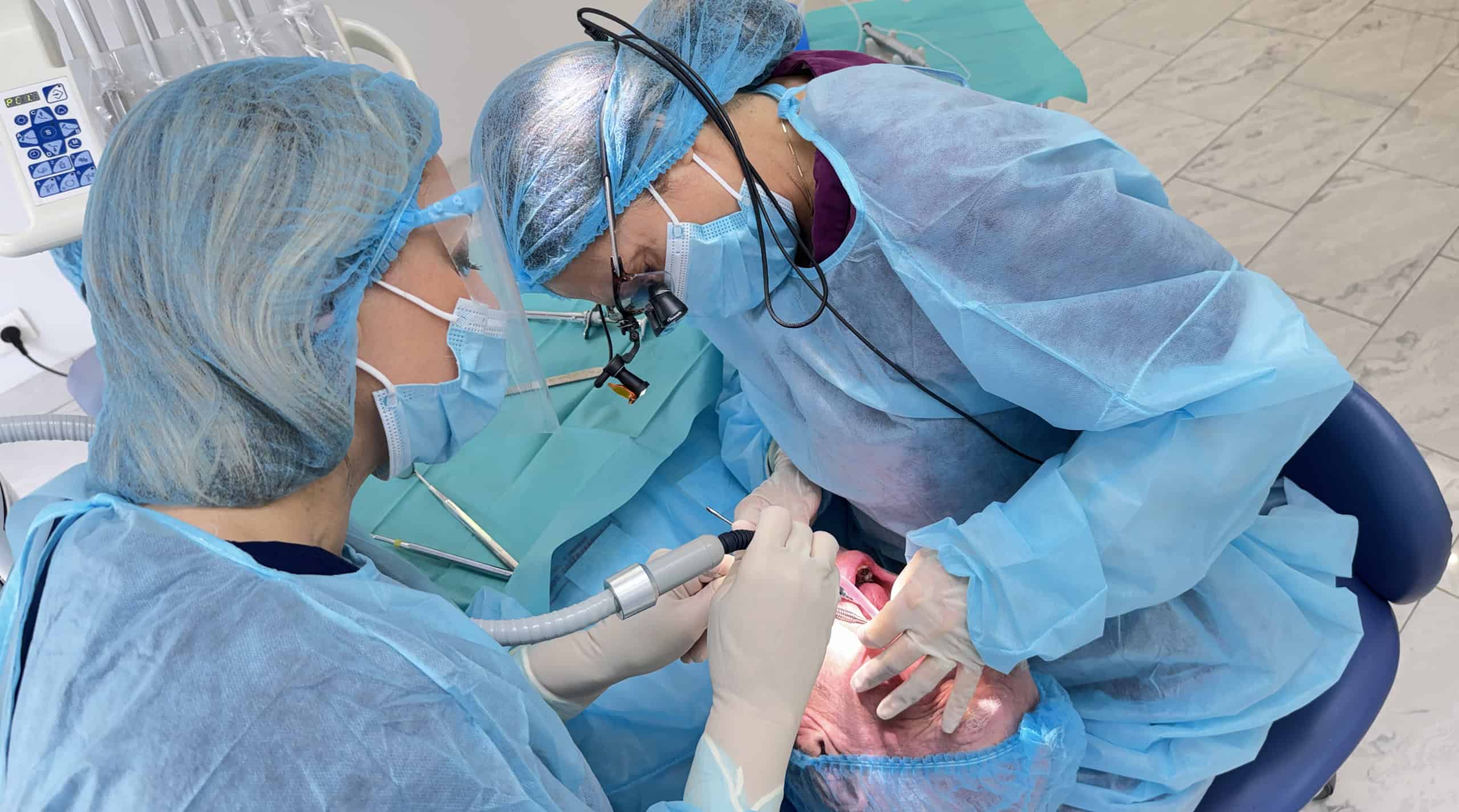 Cabinet-Dr-Helene-Peyre-Dentistes-Alcyon-Menton-Horizontales-PC-2560X1440-V8-2164