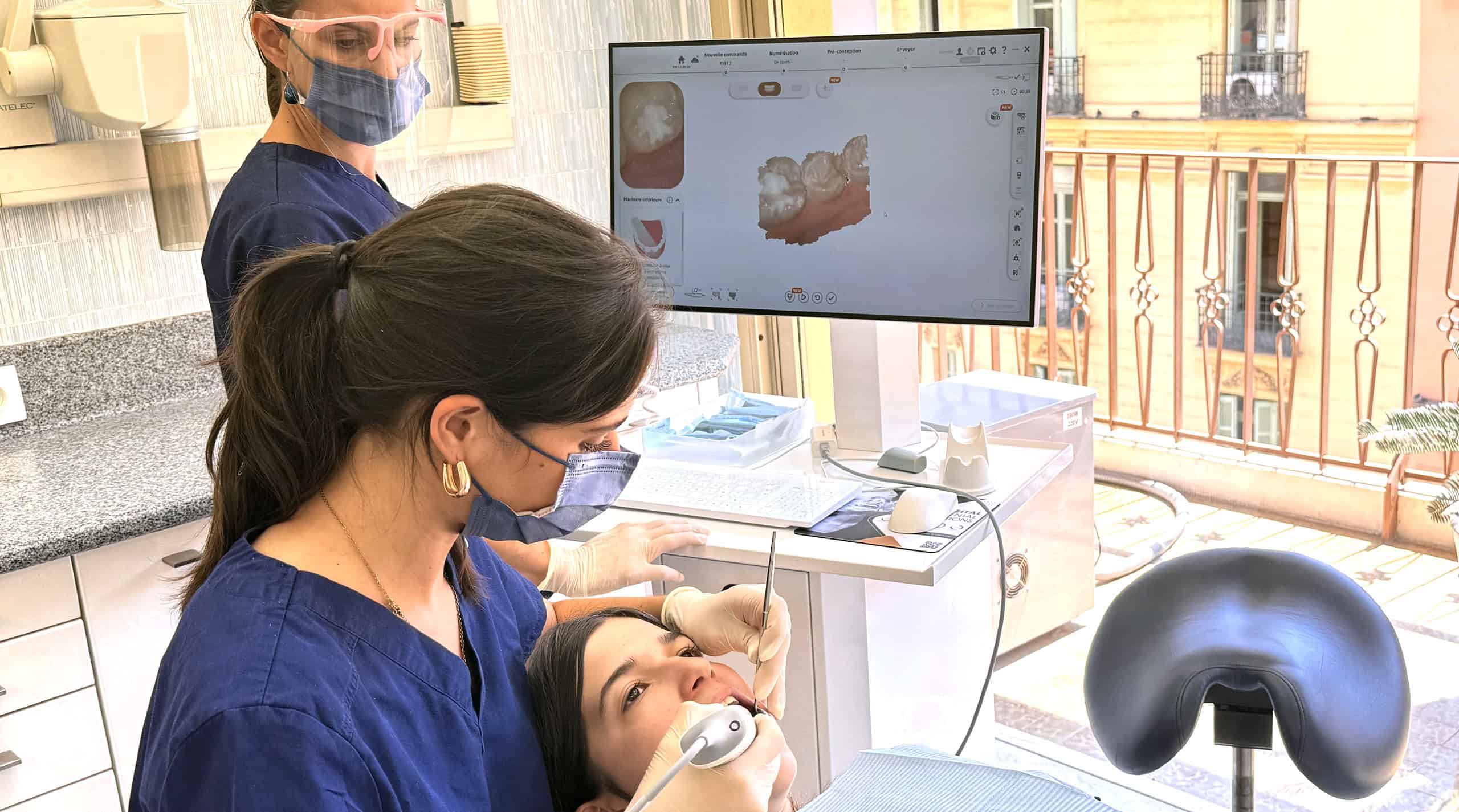 Camera-empeinte-optique-Dentistes-Alcyon-Menton-Horizontales-PC-2560X1440-V6-1730